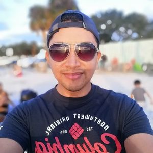 Meet your Posher, Diego